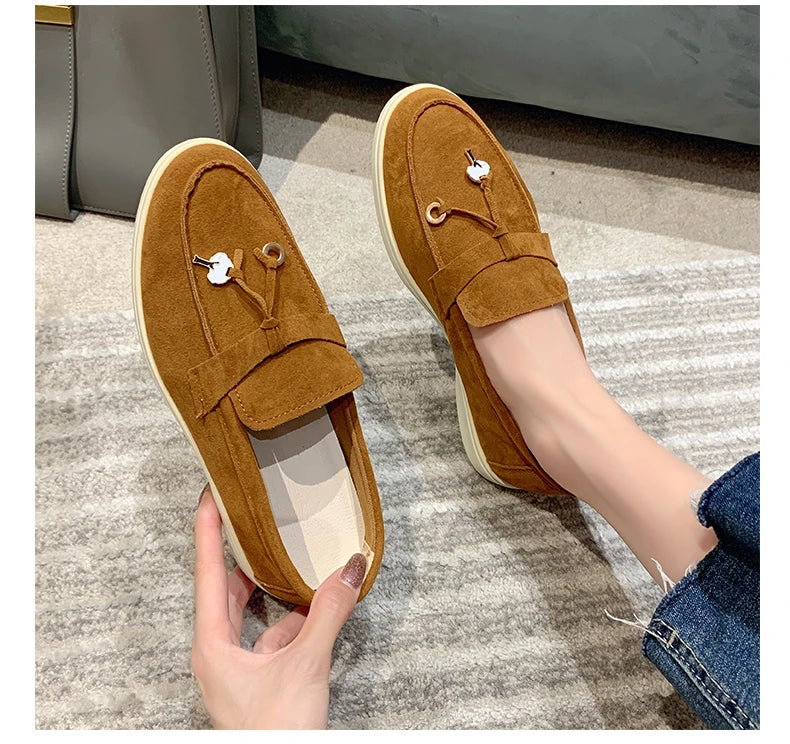 Loafer mit Schmuck‑Detail